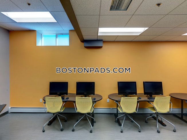 Framingham - $1,705+ /mo