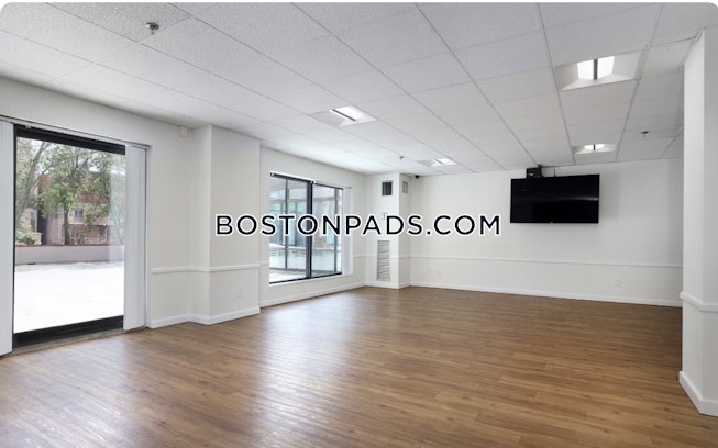 Malden - $2,925+ /mo