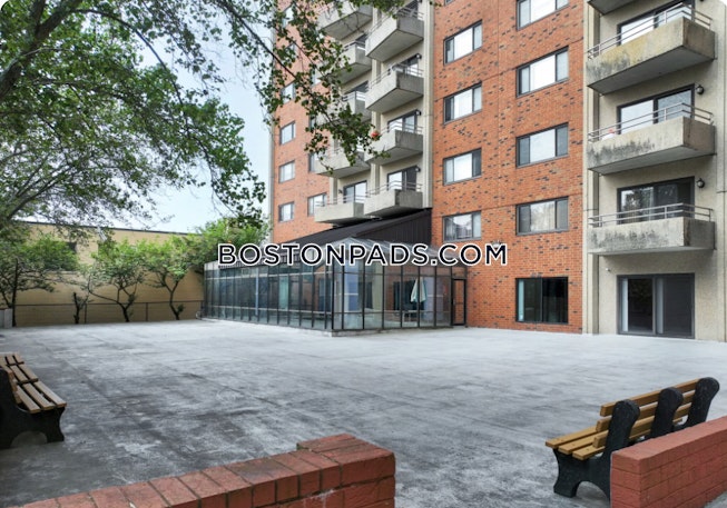 Malden - $2,425+ /mo