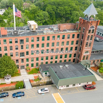 Lakeview Ave. Dracut