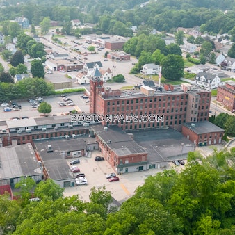 Lakeview Ave. Dracut