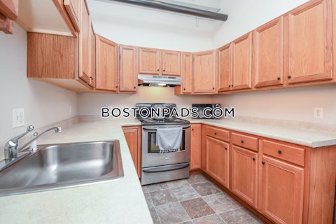 Lakeview Ave. Dracut photo 5