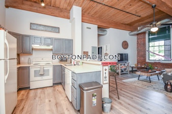 Lakeview Ave. Dracut