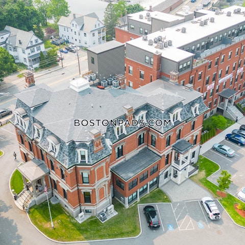 Lakeview Ave. Dracut photo 24