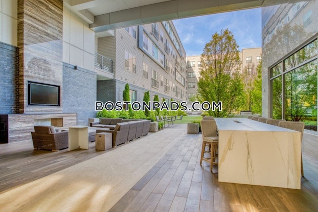 Medford - $3,710+ /mo