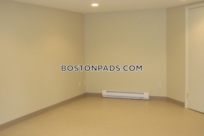 Needham - $3,600+ /mo