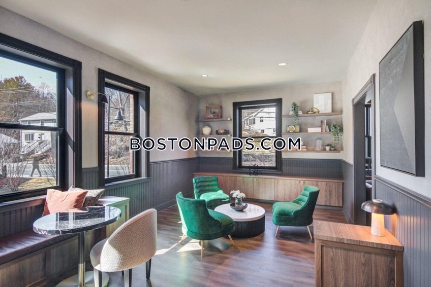 Melrose - $4,925+ /month