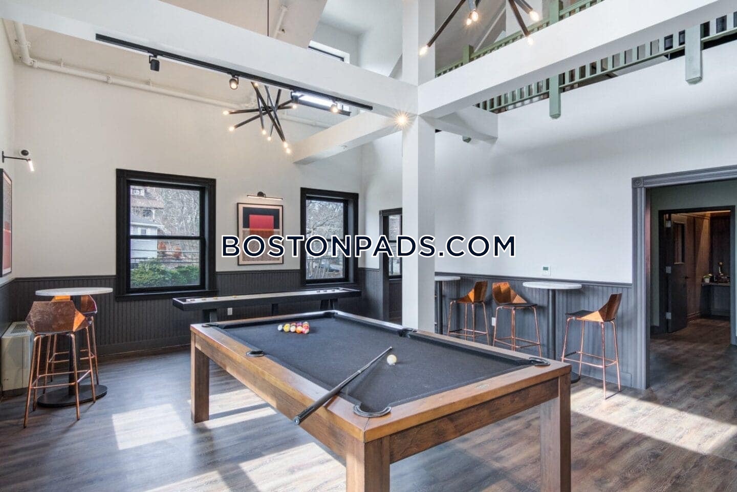 Melrose - 1 Beds, 1 Baths