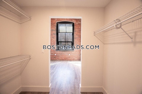 Washington St. Melrose photo 19