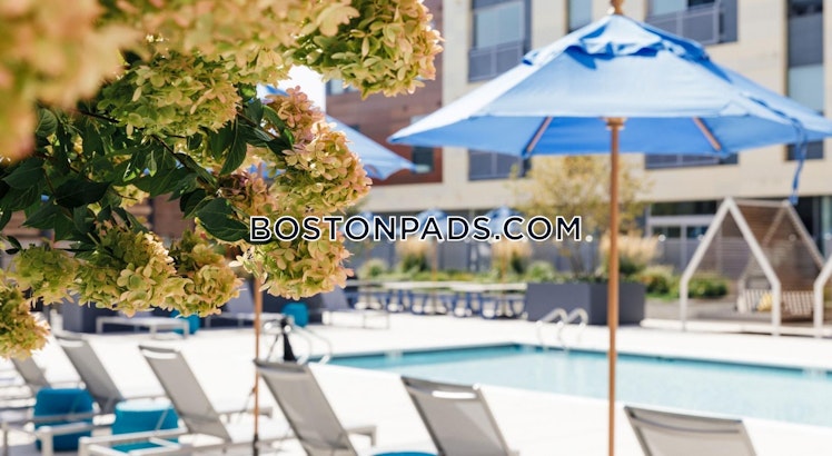 Pleasant St., Malden