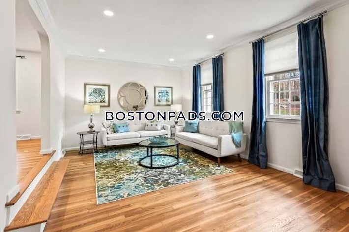 Georgetown Dr. Framingham