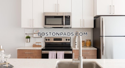 Pleasant St. Malden photo 3