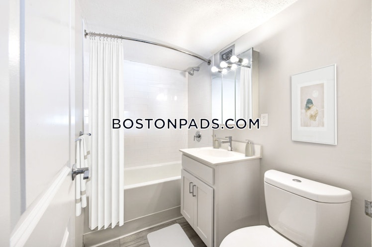 Crowninshield St., Peabody