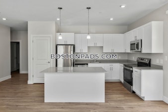 Highland Glen Dr. Randolph