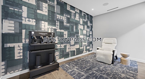 Gibson Way. Revere photo 40