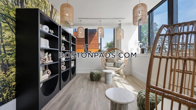 Revere - $2,400+ /mo