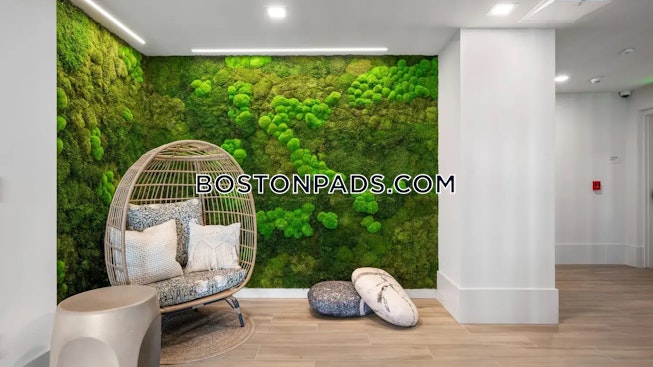 Revere - $2,400+ /mo