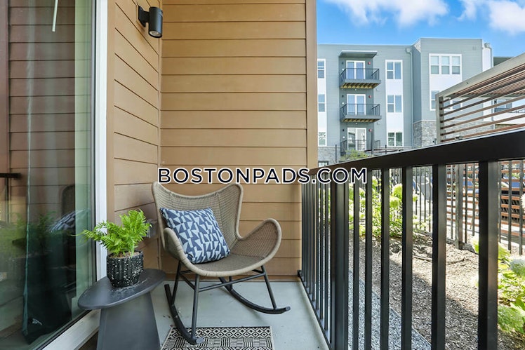 New Boston St., Woburn