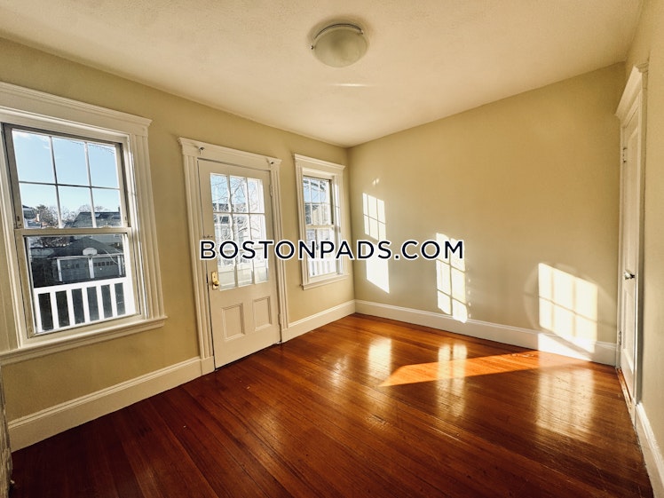 Winsor Ave., Watertown