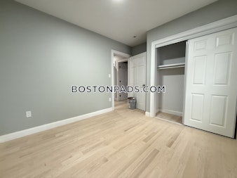 Brentwood St. Boston