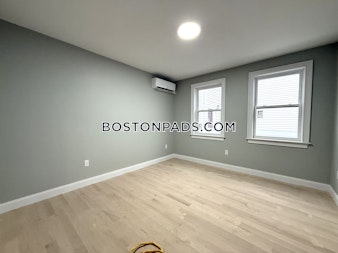 Brentwood St. Boston