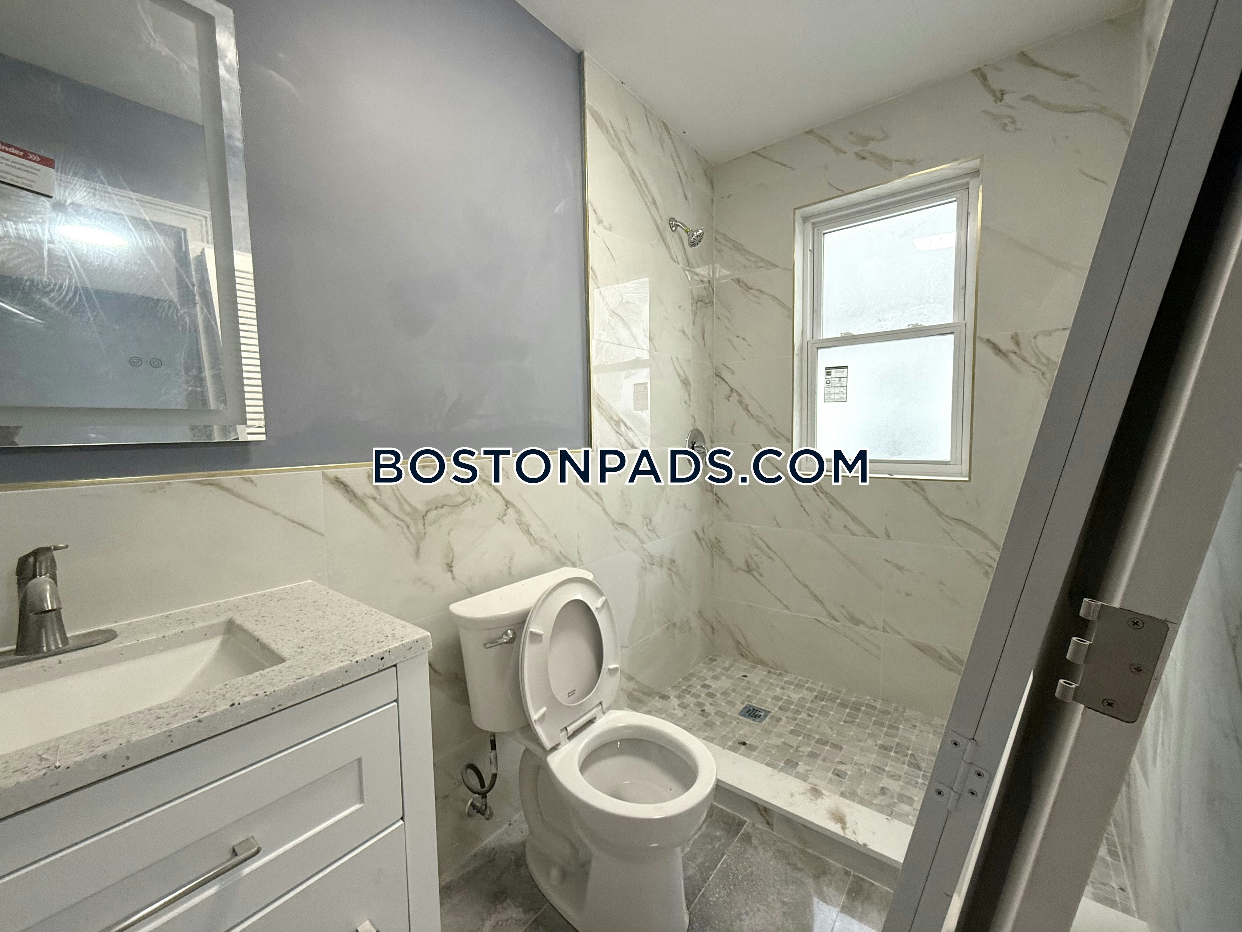 Boston - 4 Beds, 4.5 Baths