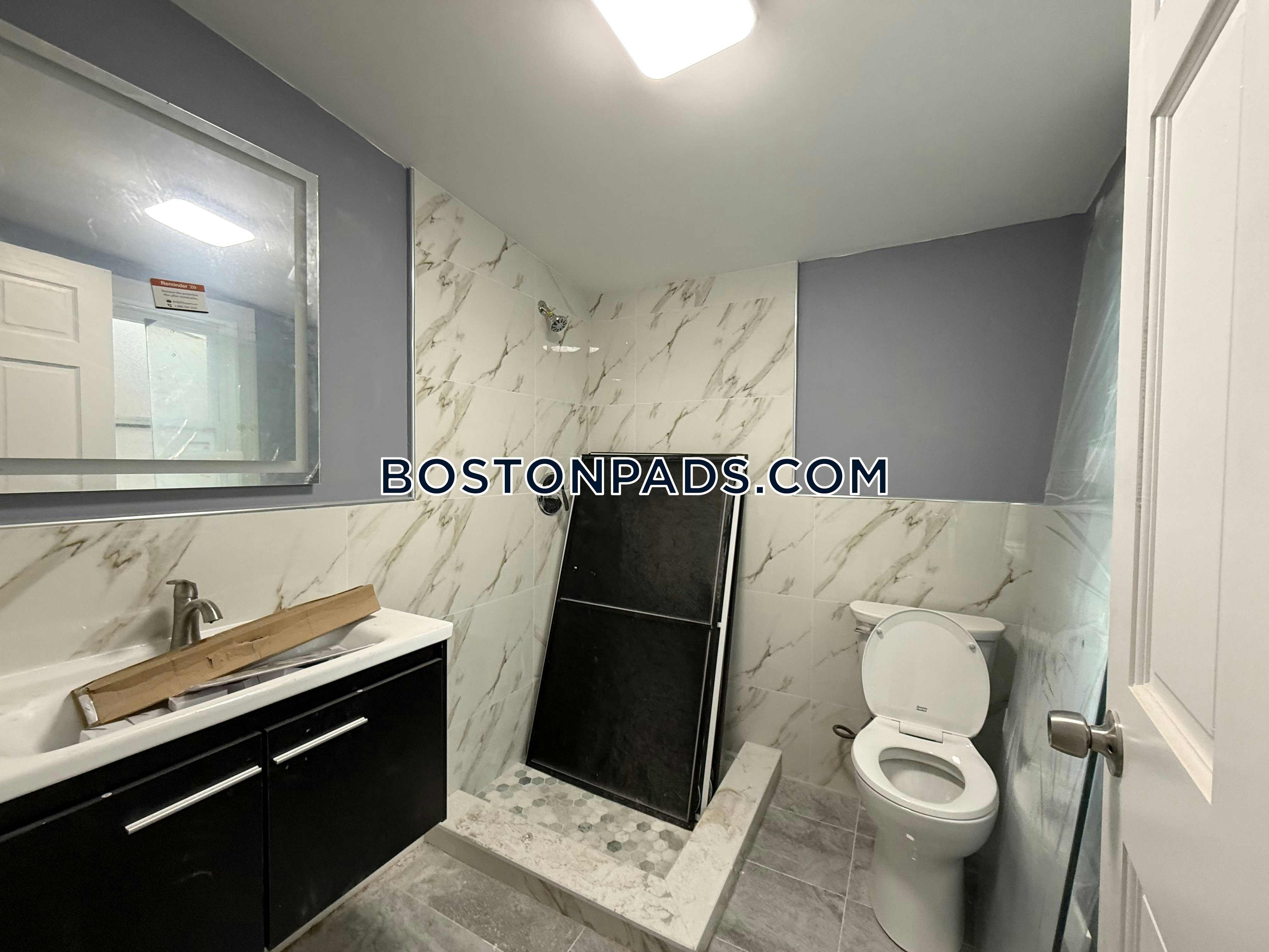 Boston - 4 Beds, 4.5 Baths