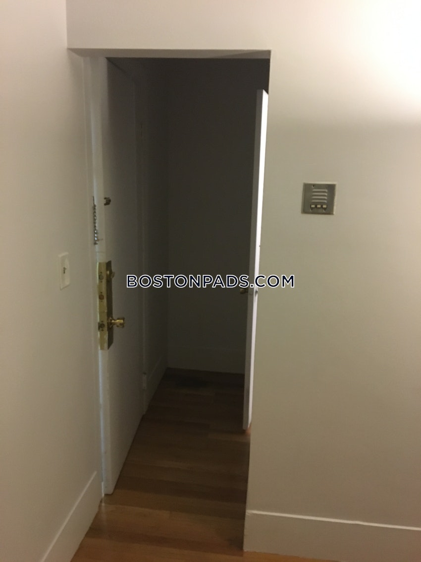 BOSTON - BEACON HILL - 1 Bed, 1 Bath - Image 30