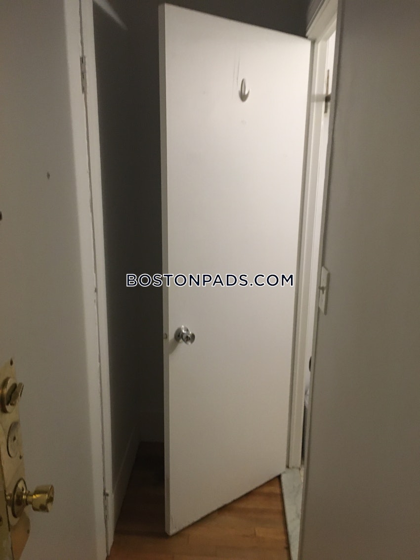 BOSTON - BEACON HILL - 1 Bed, 1 Bath - Image 17