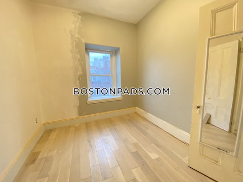 Wigglesworth St. Roxbury Crossing photo 25