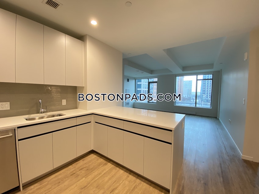 BOSTON - SEAPORT/WATERFRONT - 2 Beds, 2 Baths - Image 38