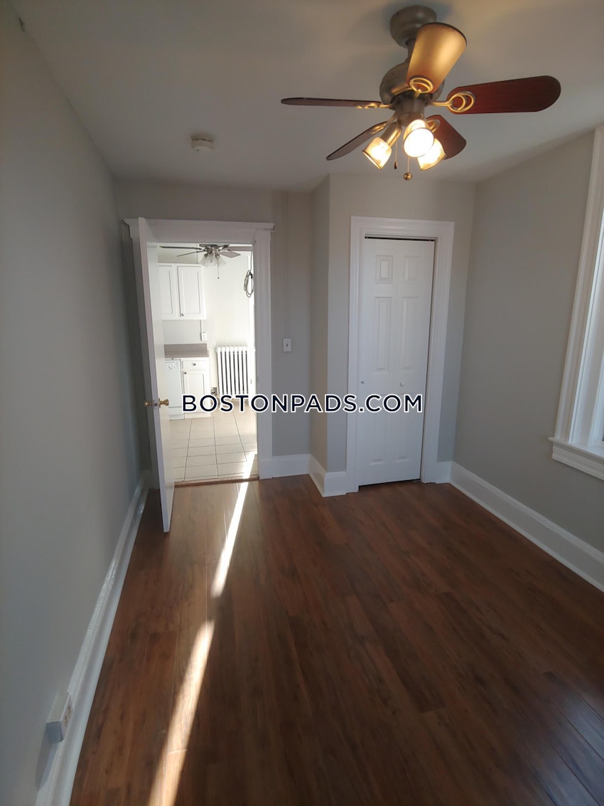 BOSTON - NORTH END - 2 Beds, 1 Bath - Image 12