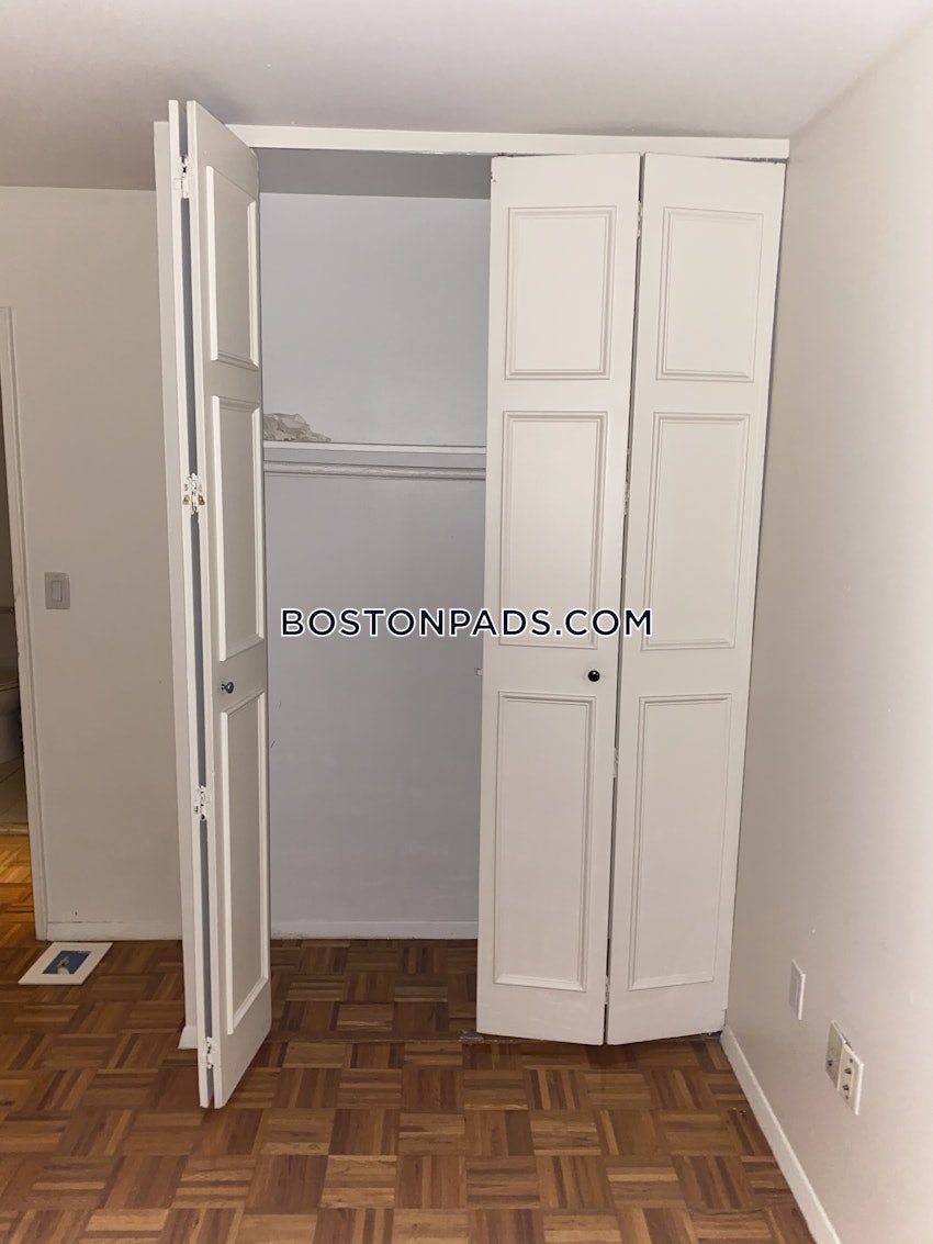 BROOKLINE- BOSTON UNIVERSITY - 2 Beds, 1.5 Baths - Image 4