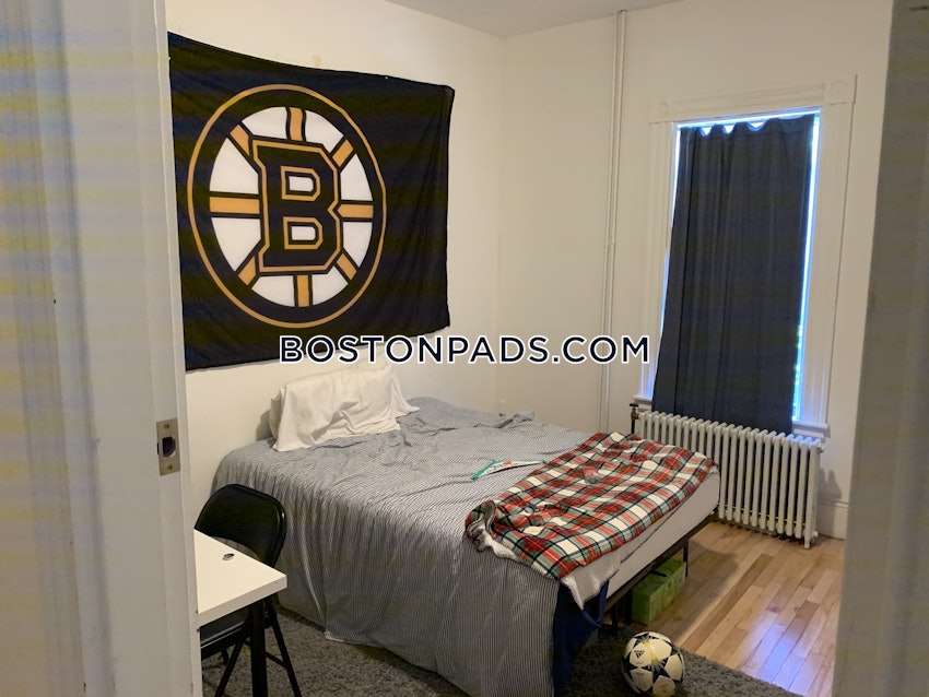 BOSTON - DORCHESTER/SOUTH BOSTON BORDER - 4 Beds, 1 Bath - Image 14