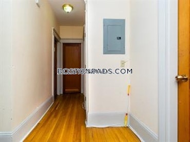 Boston - 2 Beds, 1 Baths