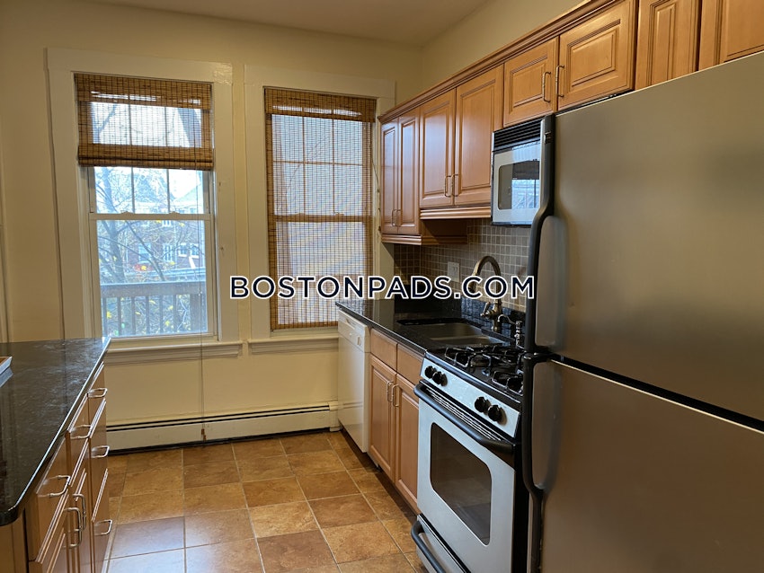 BOSTON - ALLSTON/BRIGHTON BORDER - 2 Beds, 1 Bath - Image 9