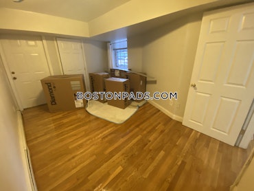 Boston - 3 Beds, 1 Baths