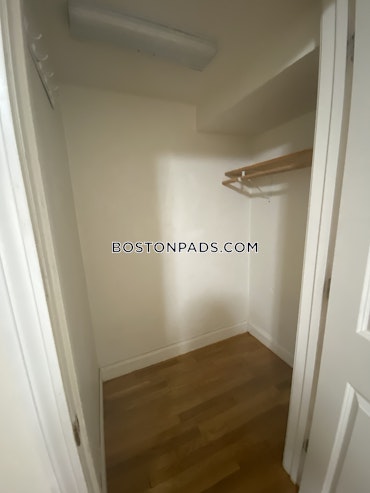 Boston - 3 Beds, 1 Baths