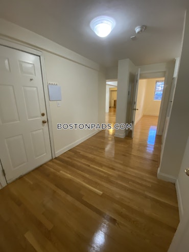 Boston - 3 Beds, 1 Baths