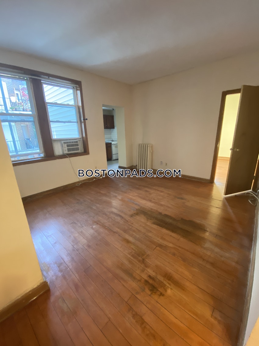 BOSTON - ALLSTON - 2 Beds, 1 Bath - Image 12