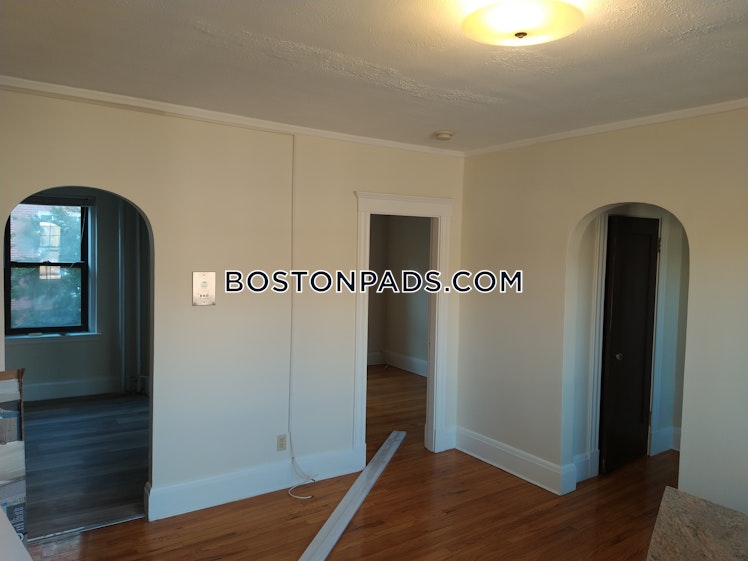 Pleasant St., Malden