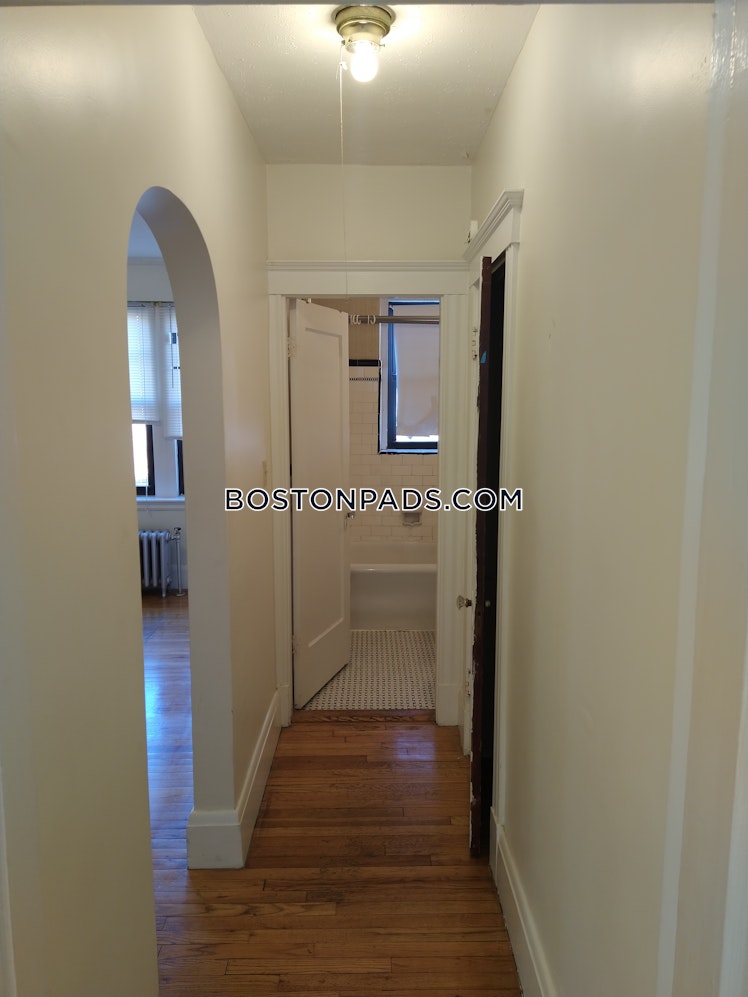 Pleasant St., Malden