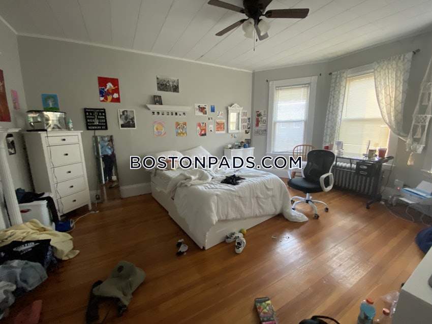 BOSTON - MISSION HILL - 4 Beds, 1 Bath - Image 15