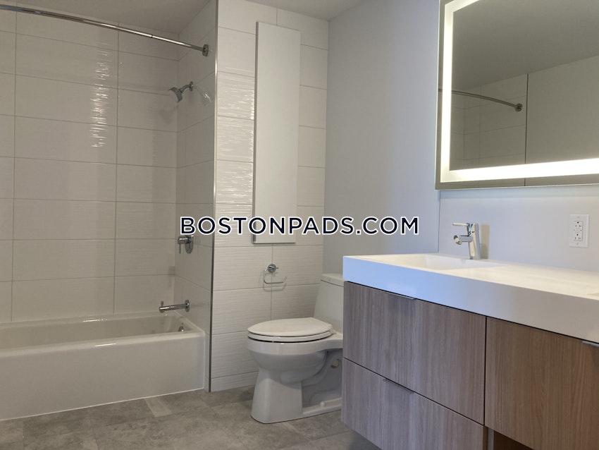 BOSTON - SEAPORT/WATERFRONT - 3 Beds, 2 Baths - Image 35