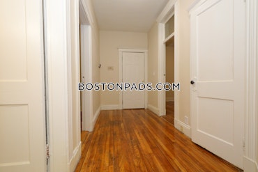 Boston - 2 Beds, 1 Baths