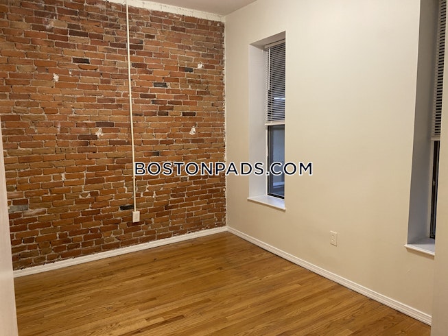 Boston - $3,300+ /mo