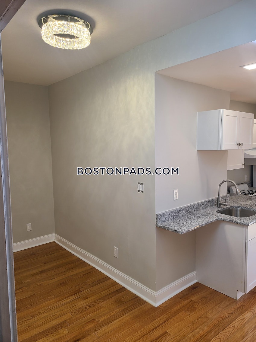 BOSTON - NORTHEASTERN/SYMPHONY - 1 Bed, 1 Bath - Image 4