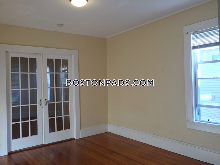 MEDFORD - MAGOUN SQUARE - 2 Beds, 1 Bath - Image 2