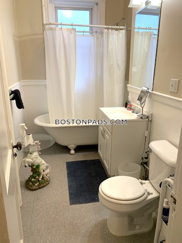 Boston - 0 Beds, 1 Baths