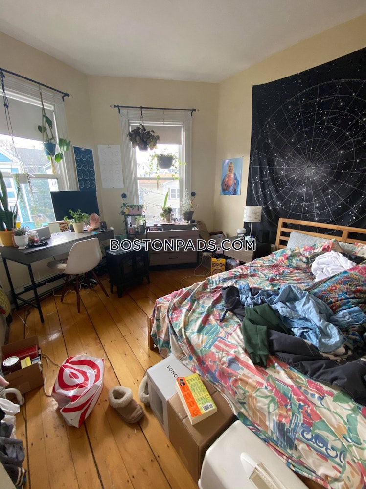 Calumet St., Roxbury Crossing